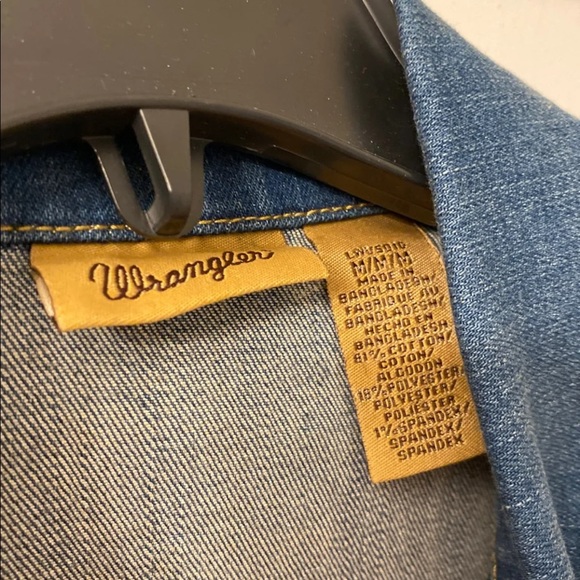 Wrangler Denim Vest NWT - Picture 3 of 5